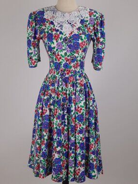 🌺 Vtg 80's Expo Floral Cottage Core Lace Crochet Wide Skirt Garden Party Dress